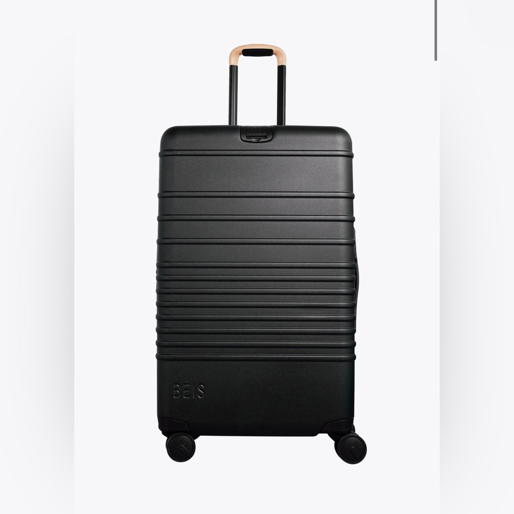 Béis The Large Check In Luggage in Black